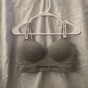 grey vs bra